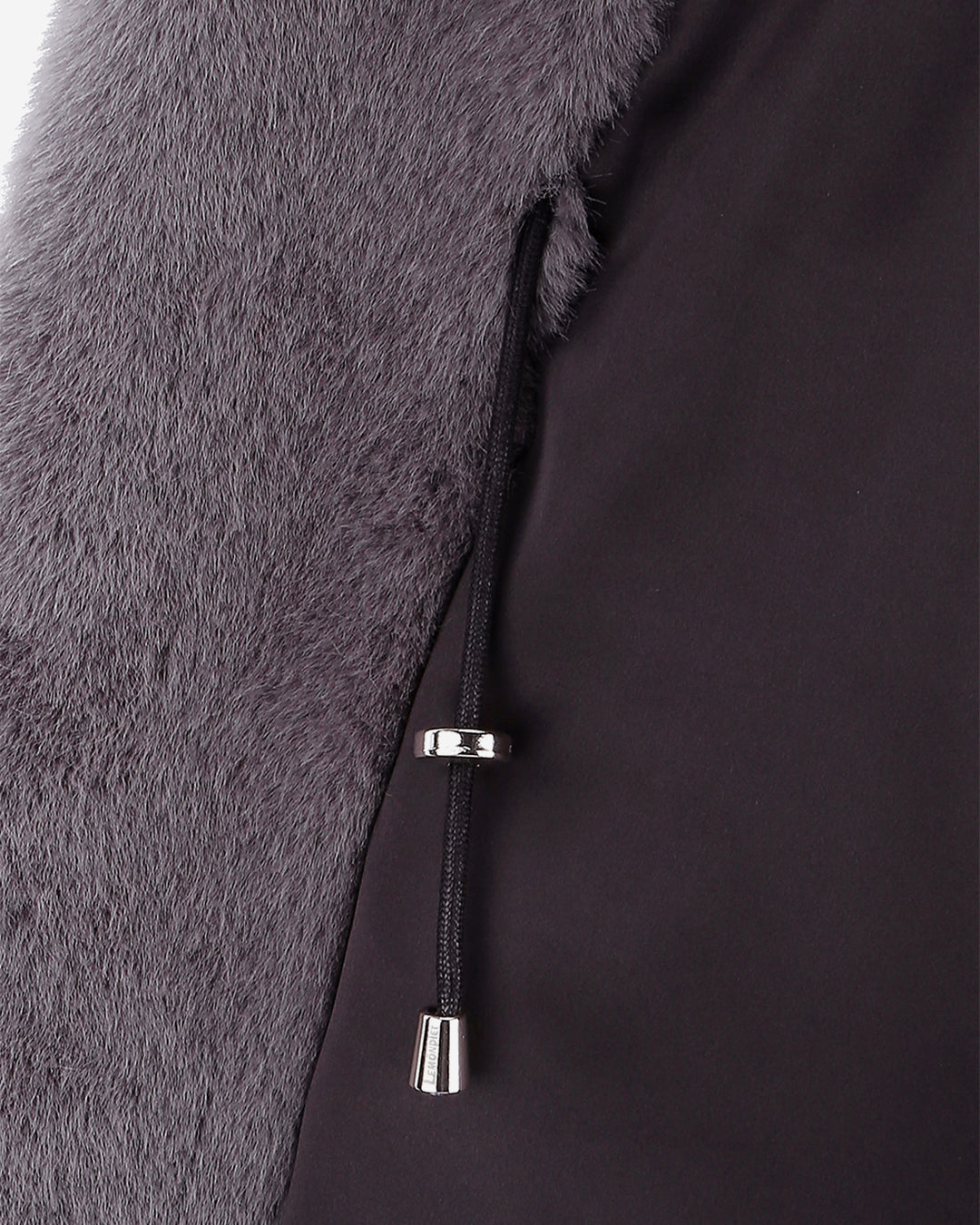 [PRIVATE] FAUX FUR LAON HOODED MAXI VEST